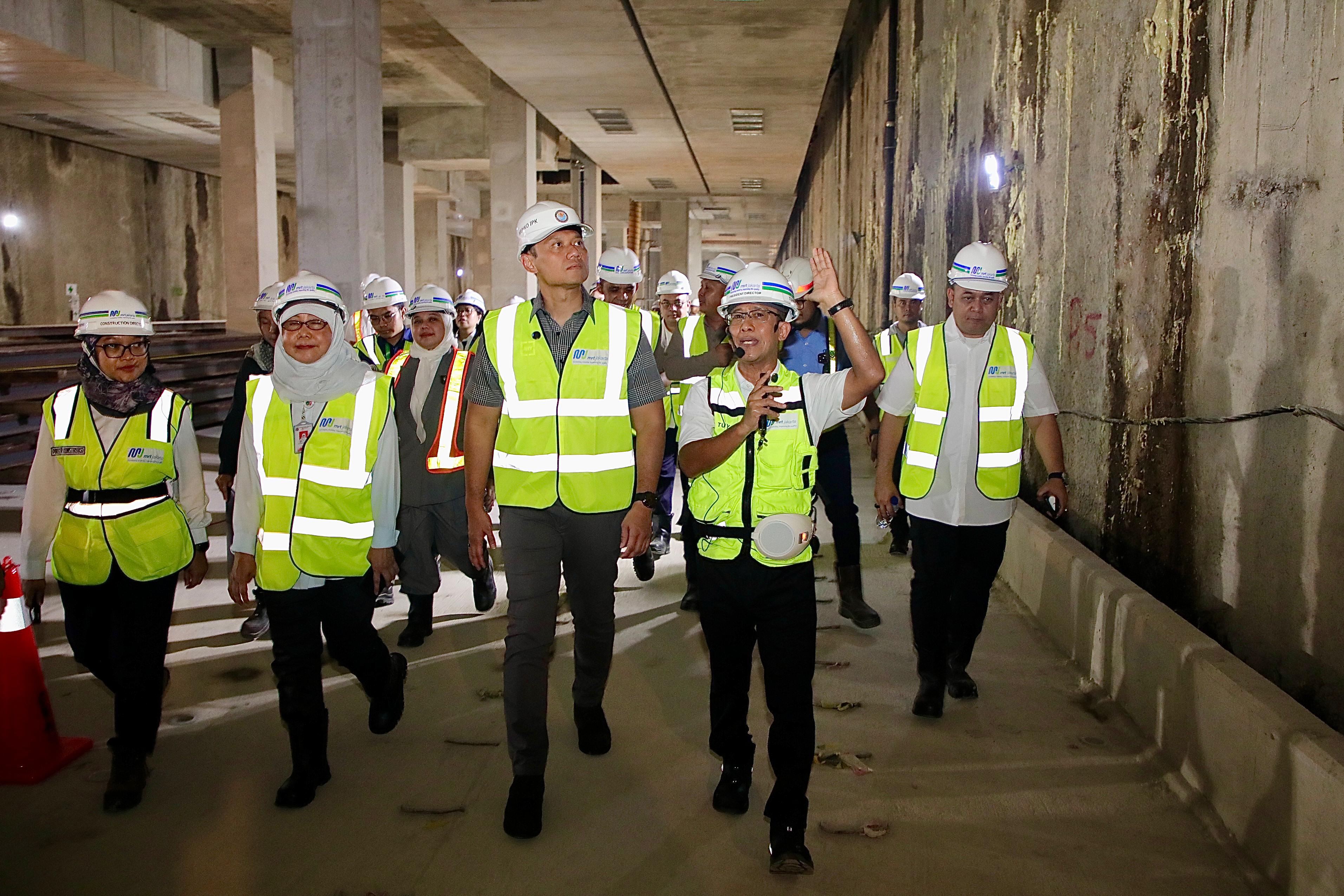 Tinjau Proyek MRT Stasiun Thamrin - Monas , Menko AHY Targetkan 2027 Bisa Operasional