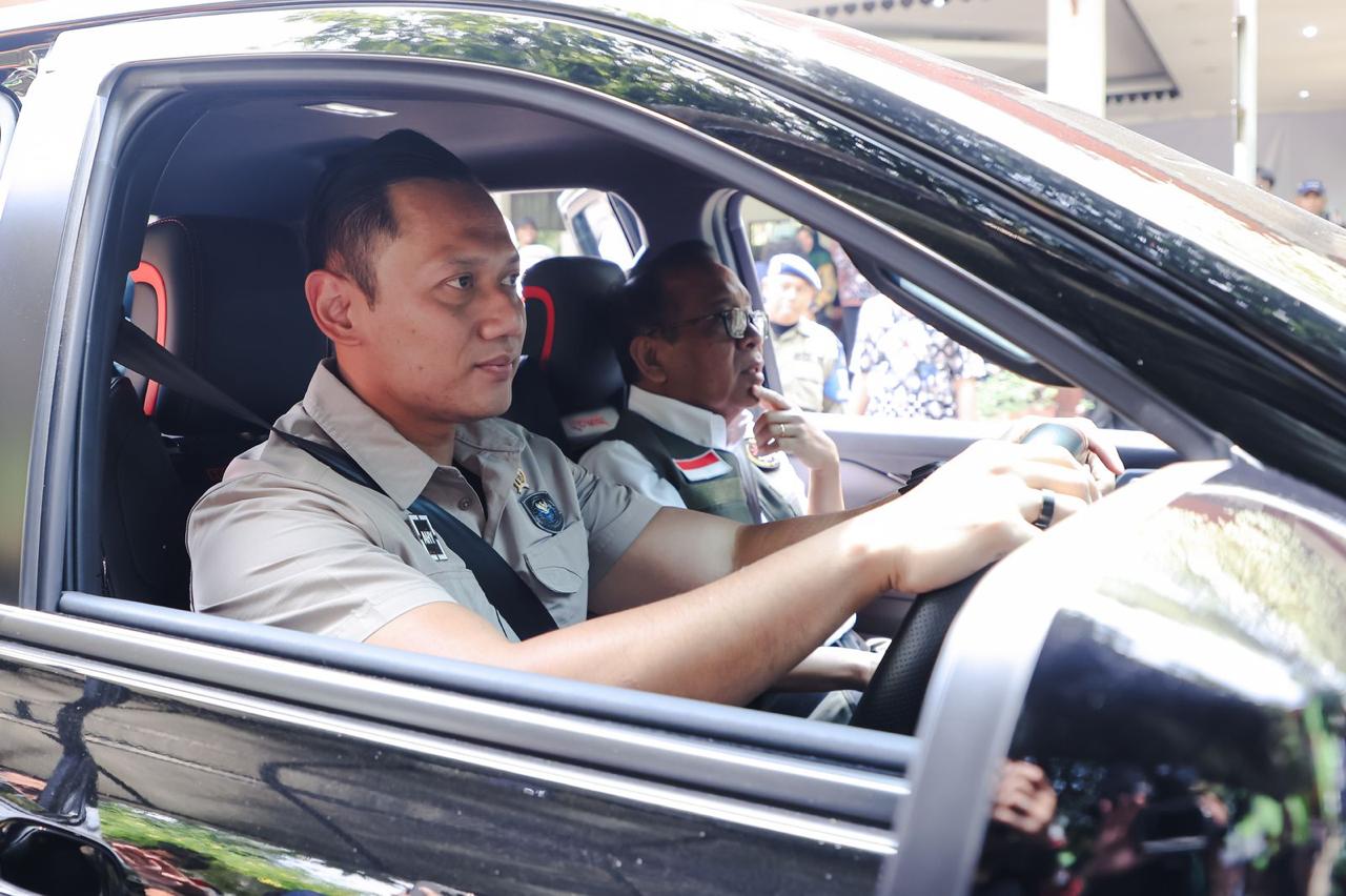 Tinjau Lokasi Banjir di Duren Jaya, Menko AHY Dorong Percepatan Pemulihan dan Solusi Jangka Panjang