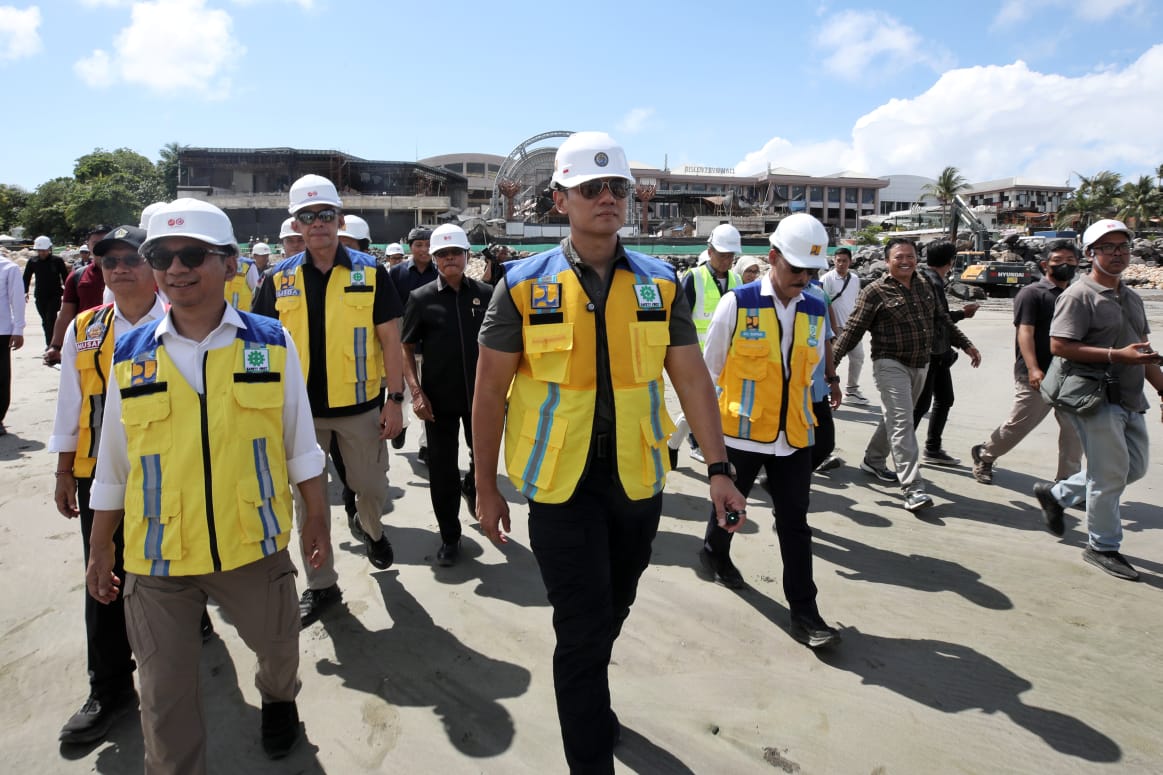 Lindungi Pantai Kuta dari Abrasi, Menko AHY: Pemerintah Bangun Lima Breakwater Sepanjang 5,3 Km