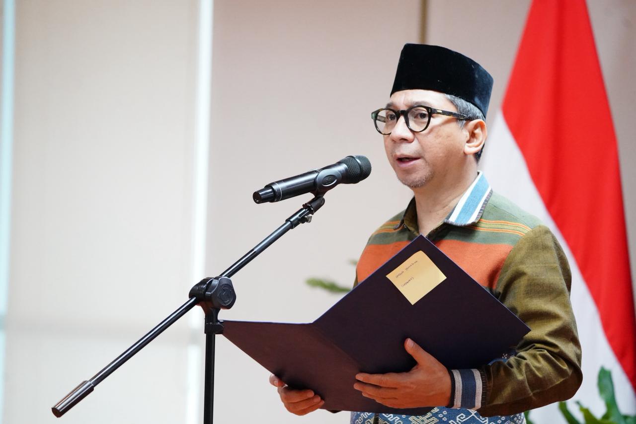 Lantik Pejabat Administrator dan Pengawas, Sesmenko Ayodhia Tekankan Integritas, Adaptasi, dan Digitalisasi Layanan