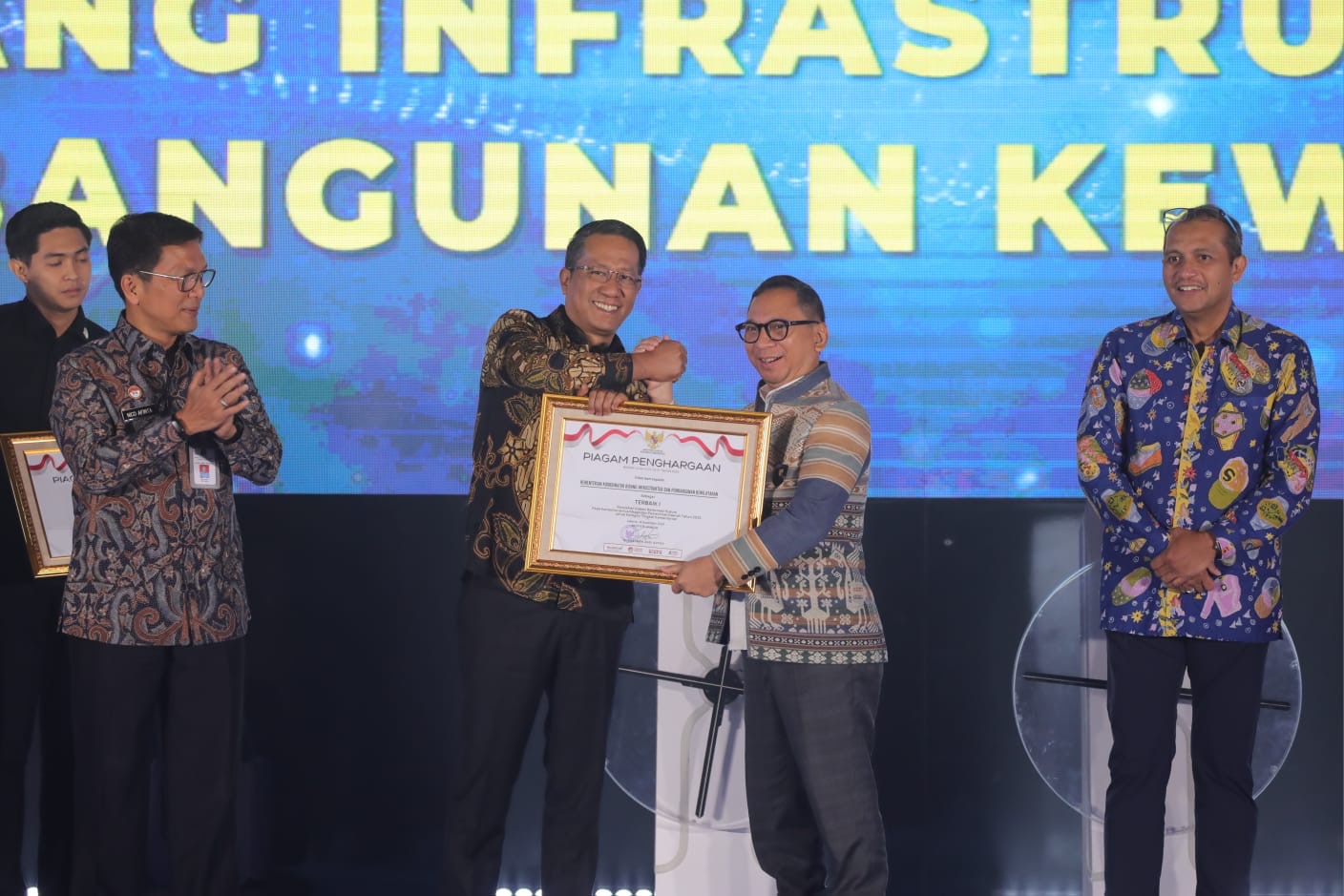 Kemenko Infrastruktur dan Pembangunan Kewilayahan Raih Terbaik I Indeks Reformasi Hukum 2025 kategori Kementerian