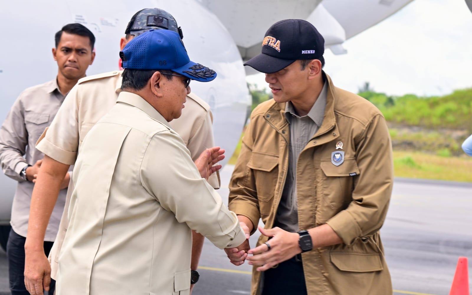 Menko AHY Sambut dan Dampingi Presiden Prabowo Tinjau Pemulihan Pascabencana di Sumatra Utara