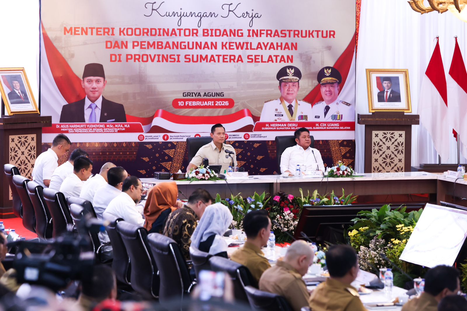 Pimpin Rakor Pembangunan Infrastruktur Sumatra Selatan, Menko AHY Dorong Pengembangan Pelabuhan Tanjung Carat