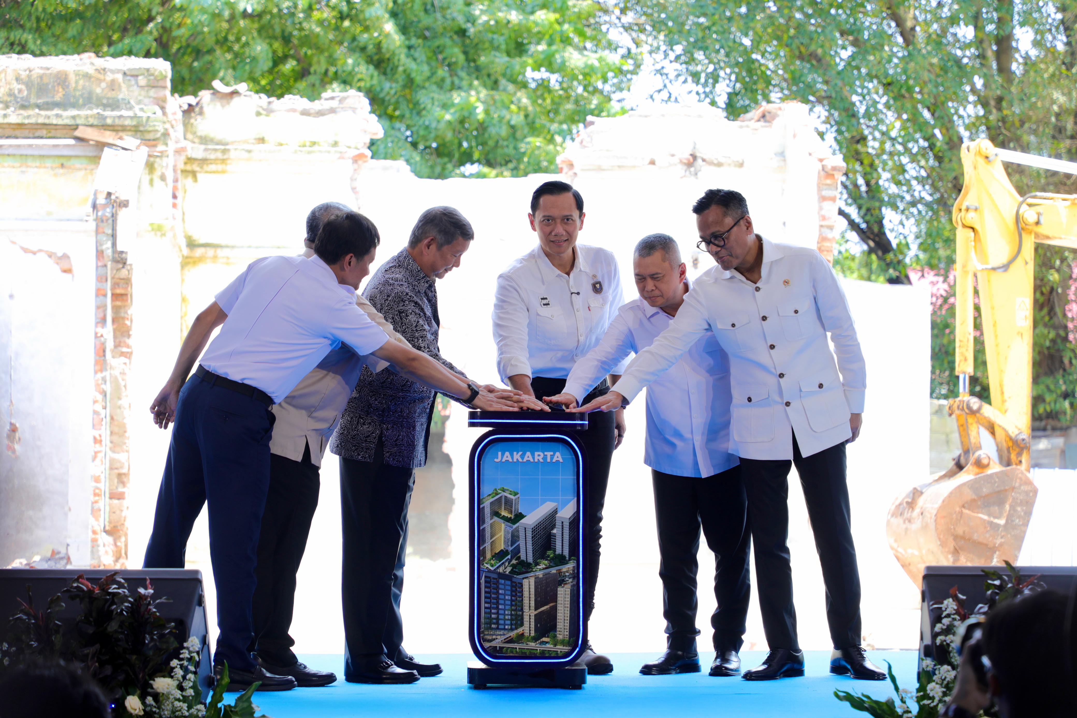 Percepat Program 3 Juta Rumah untuk Rakyat, Menko AHY Dukung Pengembangan Hunian Terintegrasi di Kawasan Stasiun