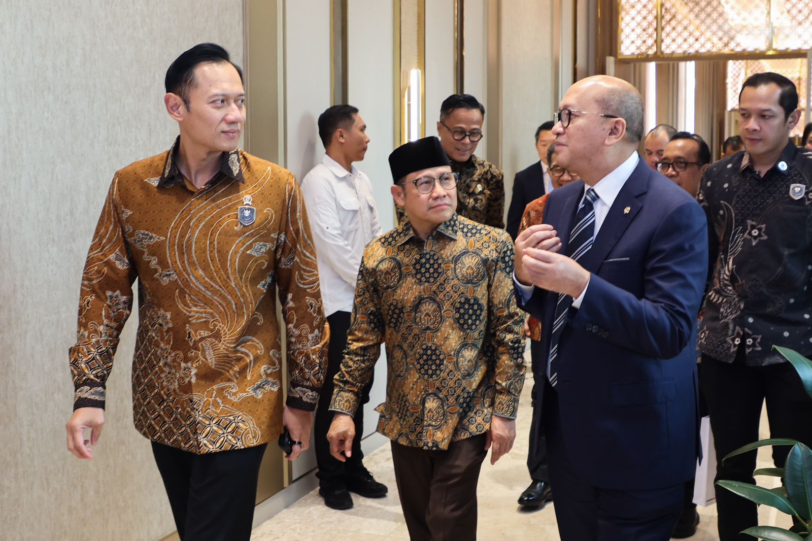 Percepat Pembangunan Proyek Infrastruktur Strategis, Menko AHY Dorong Penguatan Kolaborasi dengan Danantara