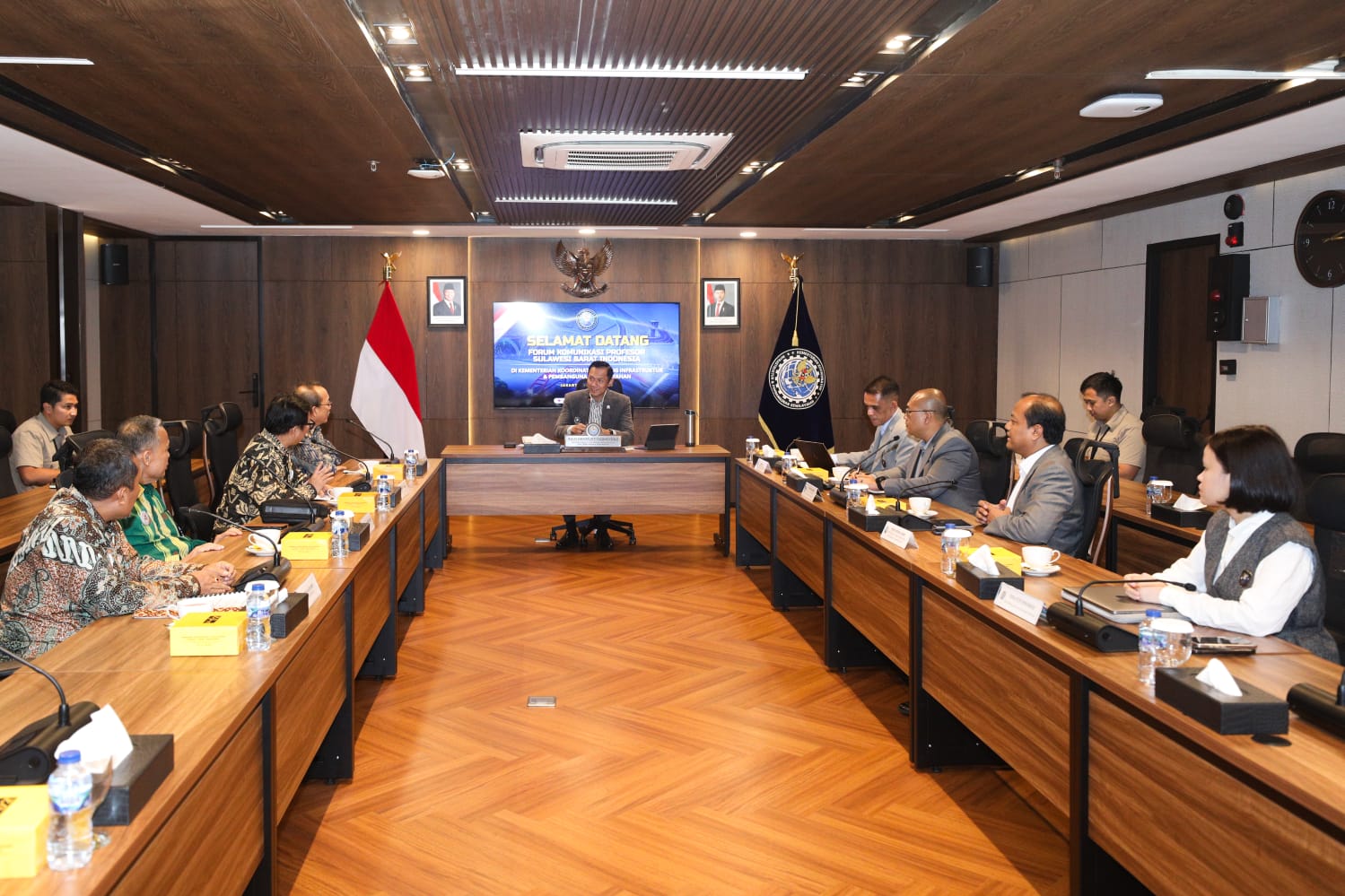 Menerima Perwakilan Forkom Profesor Sulbar, Menko AHY: Pembangunan Harus Berdampak untuk Masyarakat