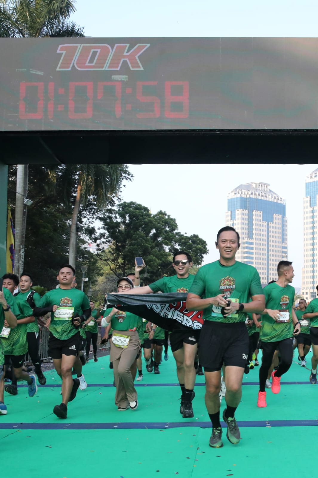 AHY Ikut Lari 10K di Kostrad Run, Gaungkan Semangat 65 Tahun Kostrad untuk Indonesia Maju