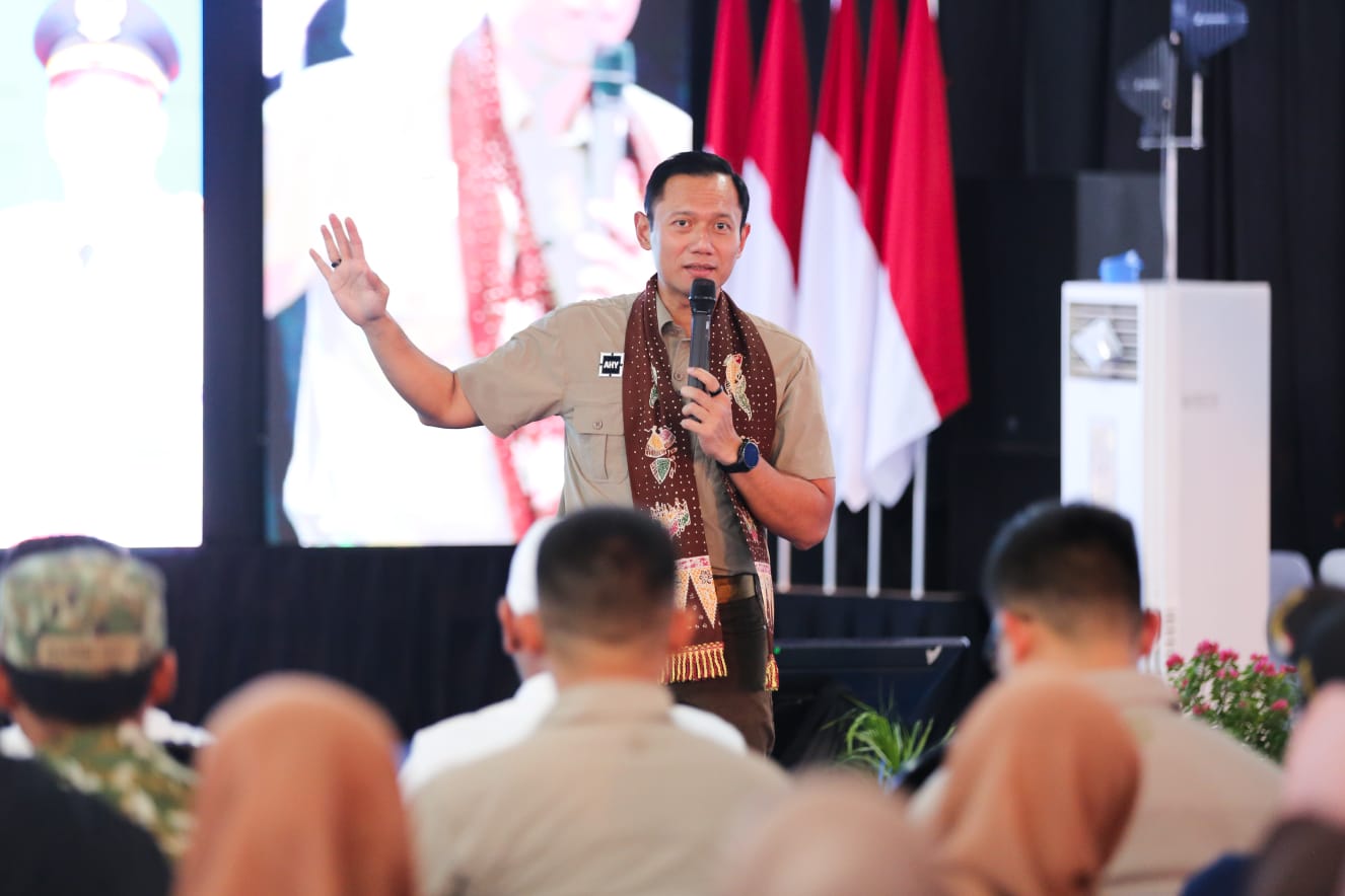 Menko AHY Resmikan Penataan Kawasan Kumuh di Gresik, Tegaskan Rumah Layak Huni Fondasi Kesejahteraan Rakyat
