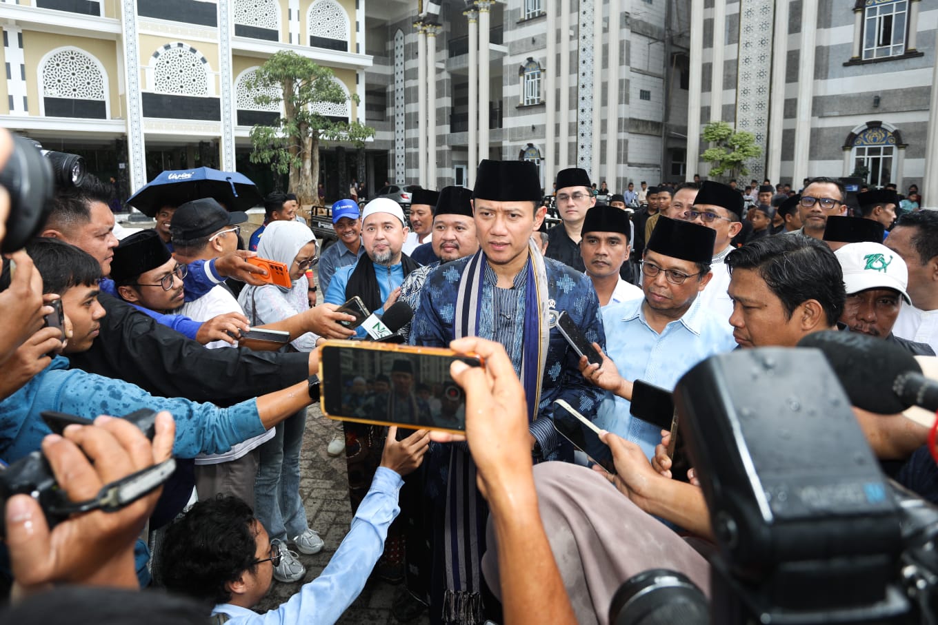 Kebakaran KM Mutiara Sentosa, Menko AHY: Keselamatan Penumpang Nomor Satu, Segera Investigasi