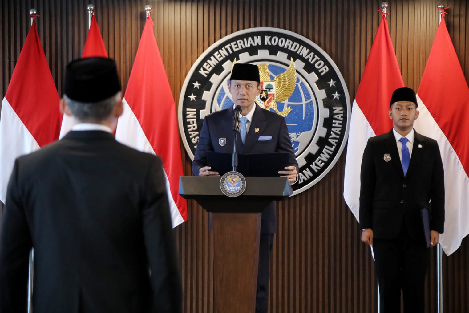 Penguatan Organisasi dan Tata Kelola Pemerintahan, Menko AHY Lantik Nazib Faizal Jadi Deputi Bidang Infrastruktur Dasar