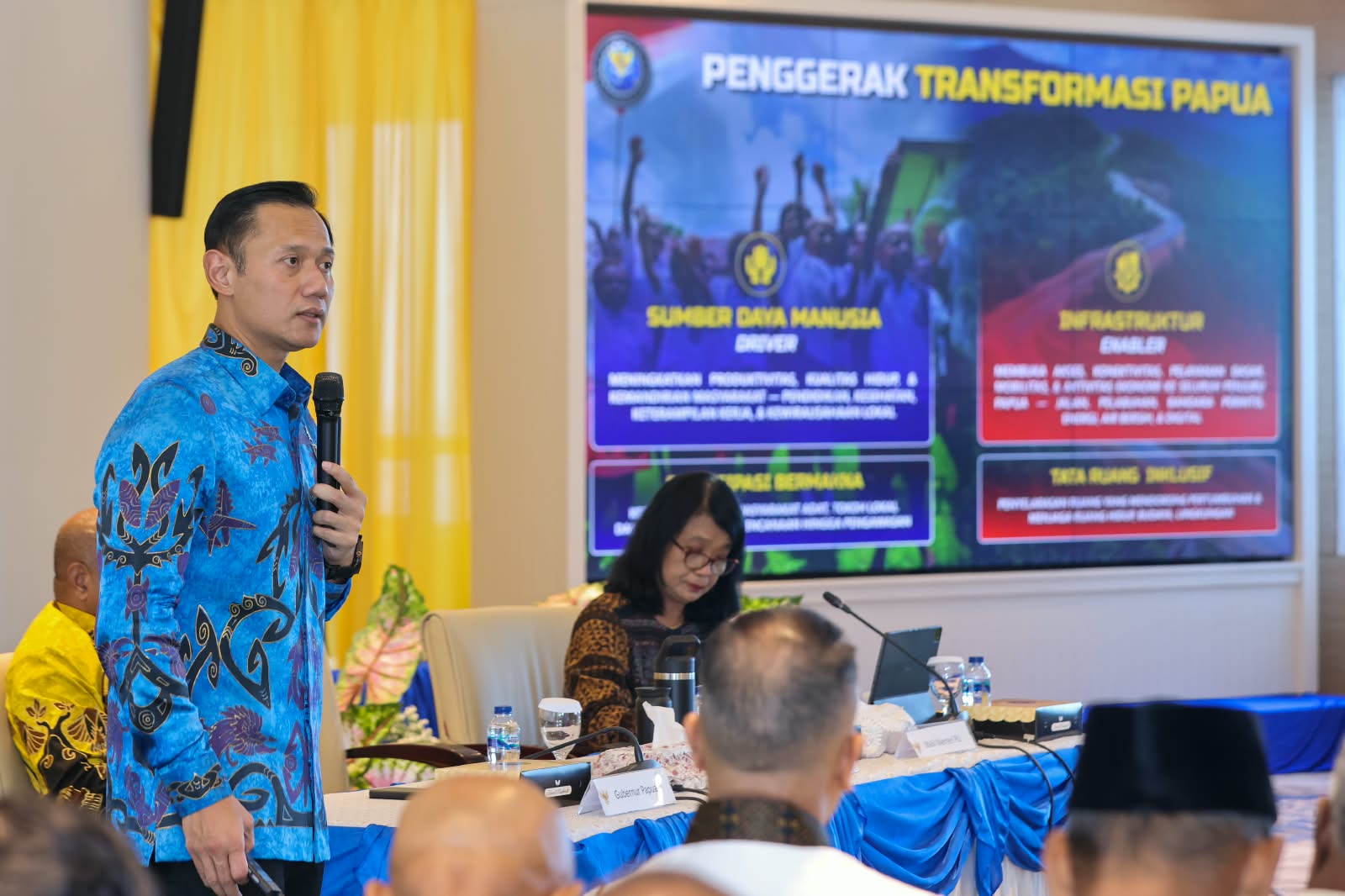 Tekankan Sinergisitas Pemerintah Pusat dan Daerah, Menko AHY: Kita Muliakan Tanah Papua dengan Tidak Merusak Lingkungan