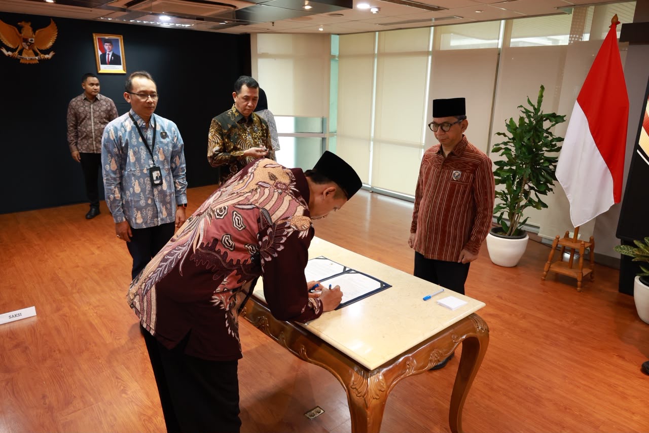 Pelantikan Pejabat Fungsional di Lingkungan Kemenko Infra, Sesmenko Ayodhia Tekankan Profesionalisme dan Akuntabilitas